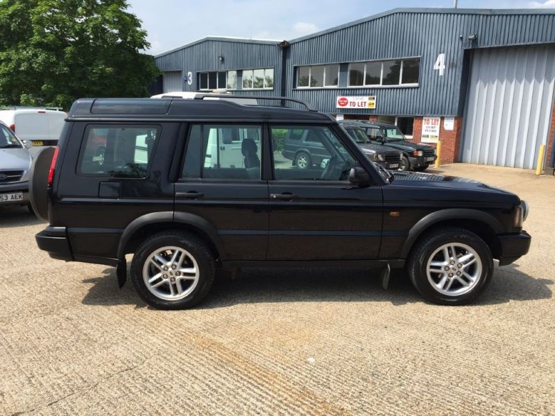  2002 Land Rover Discovery TD5 GS  4