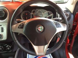  2012 Alfa Romeo MiTo 1.4 3d thumb 9