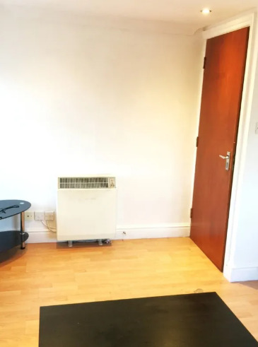 1 Bed Flat - Ocean Village - Available 10Th August  5