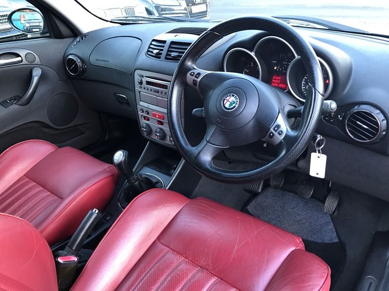  2002 Alfa Romeo 147 1.6  5