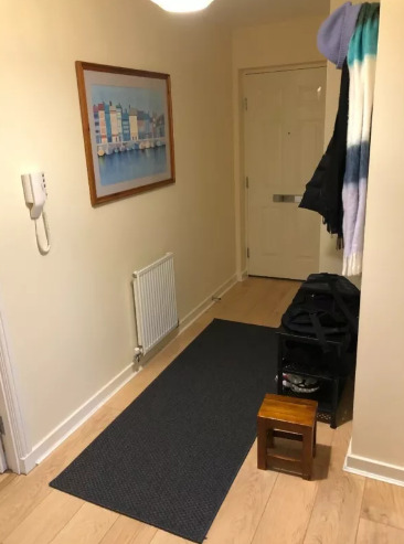 Two Bed Flat off Easter Road Private Parking  5