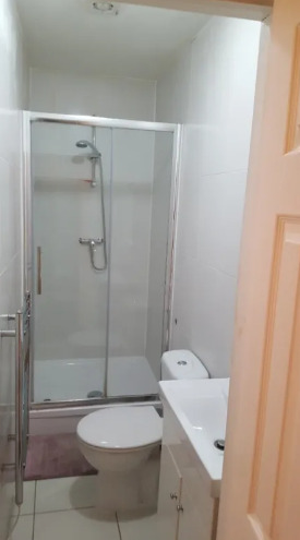 Super Private Studio Flat to Let with Cheap Bills  2