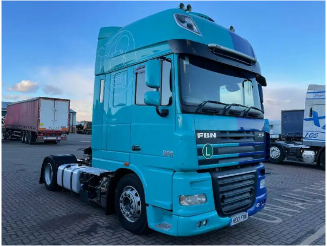 Daf XF 105 460 Euro 5 Super Space Cab Low Ride 4X2 Tractor Unit  0
