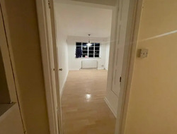 2 Bed Flat to Let in Glenfield Area. Close to M1 J21A thumb 5