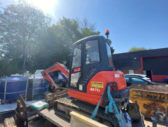 2.8T Mini Excavator / Digger with Buckets Low Hrs Great Condition Kubota  2