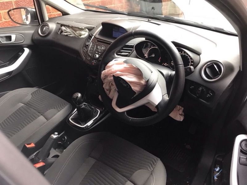  2016 Ford Fiesta Zetec 1.3 5dr  1