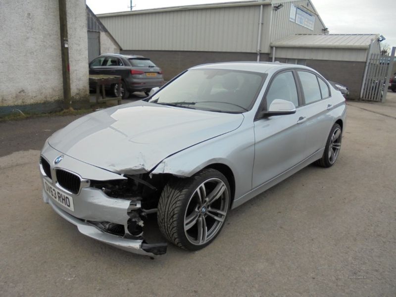  2014 BMW 3 Series 2.0 ES  1
