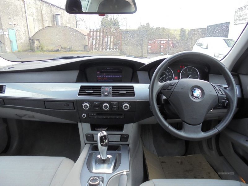  2009 BMW 5 Series 2.5 SE 4dr  5