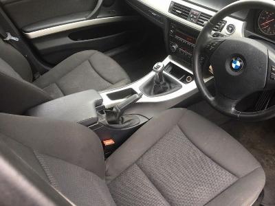  2011 BMW 320D LCI 4dr thumb 6