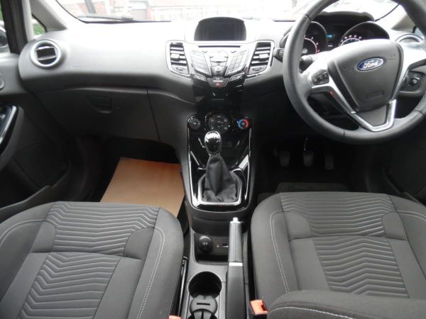  2015 Ford Fiesta 1.2 Zetec 5dr  6