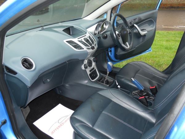  2010 Ford Fiesta 1.6 5dr  6