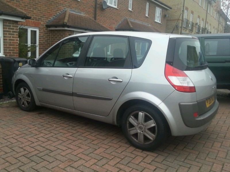  2006 Renault Megane Scenic-Perfect for Spare Parts  1