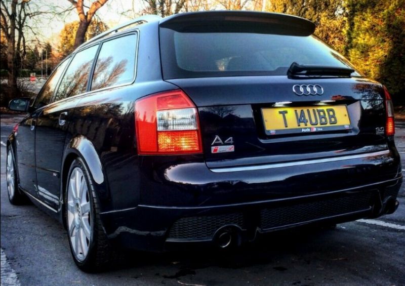  Audi A4 avant spares or repair starts and drives  2