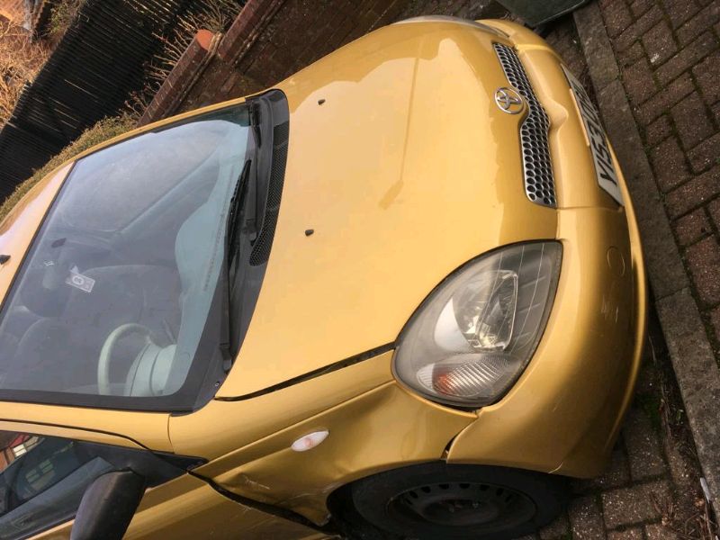  Toyota Yaris Automatic Spares and Parts or Repairs  0