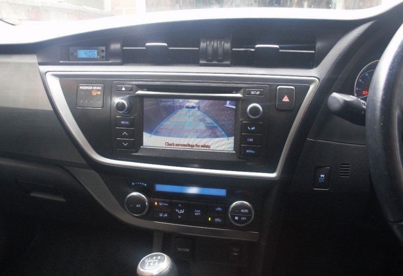  2013 Toyota Auris Icon 1.4  7