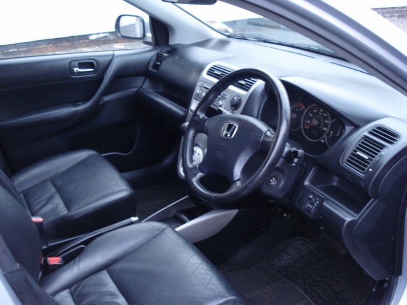  2005 Honda Civic 1.6i VTEC Salvage  7
