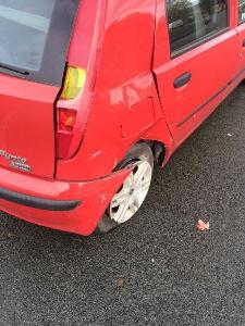 2005 Fiat punto scrap / accident damage thumb-18817