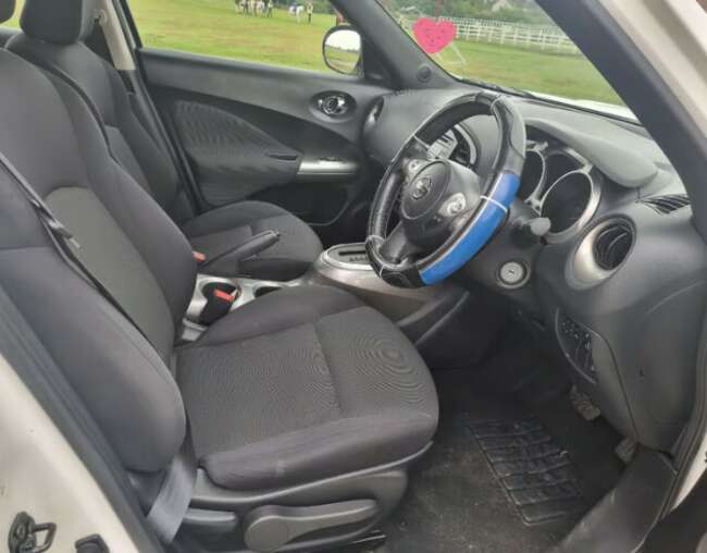 2013 Nissan Juke 1.6 Petrol 5 Door Low Mileage,  Automatic thumb 6