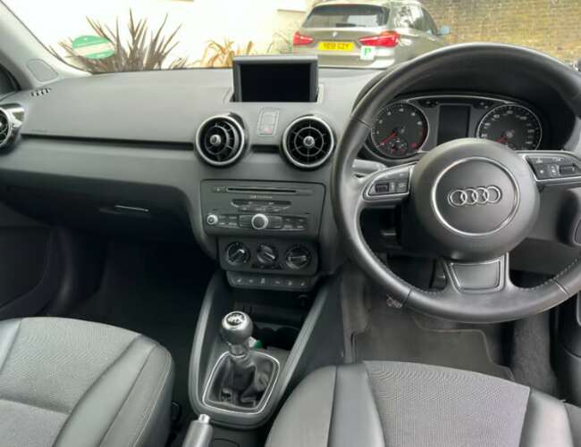 2012 Audi A1 Manual with Additional Features  8