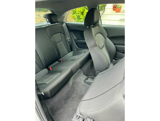 2012 Audi A1 Manual with Additional Features thumb 8