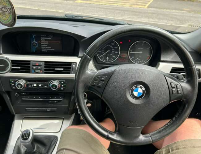2010 BMW 320D Efficient Dynamics thumb 8