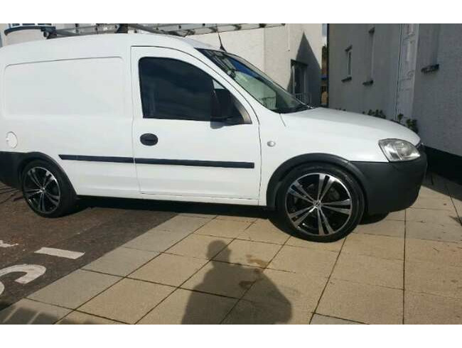 2009 Vauxhall Combo 1.3 cdti with Wfp Window Cleaning System, Diesel  1