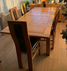 Oak Furniture Land Solid Oak Table & 6 Chairs, Durrington, Wiltshire thumb-110681