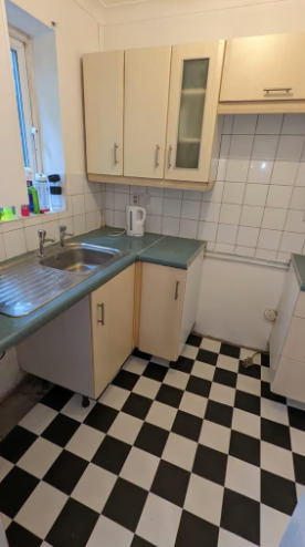 1 Bed Flat in Superb Location  2