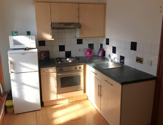One Bedroom Flat - Ocean village - Available 26th September  4