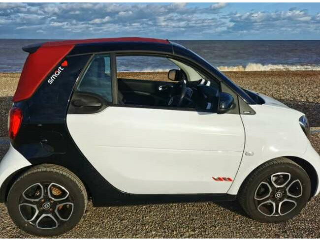 2017 Smart, Fortwo Cabrio, Convertible, 999 (cc), 2 Doors  0