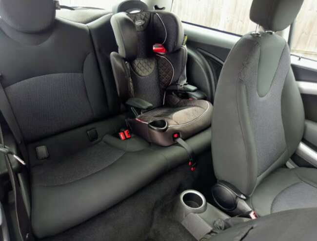 2007 Mini One, Hatchback, 1.4 Petrol, 6-Spd Manual, 3 doors, ULEZ Free  5