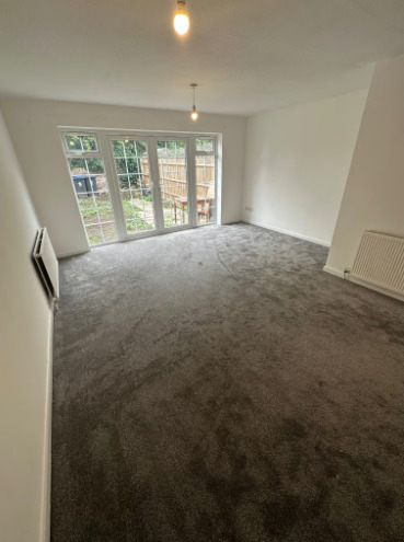 3 Bedroom House Close to Uxbridge (Iver) £2,225  4