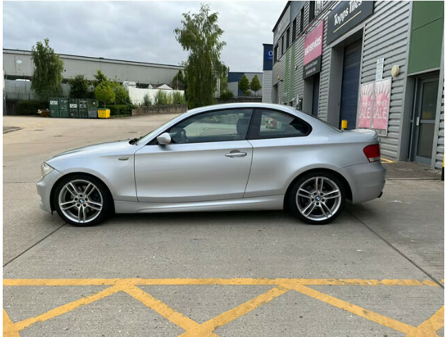BMW 1 Series 123d M Sport 2dr Coupe thumb 5