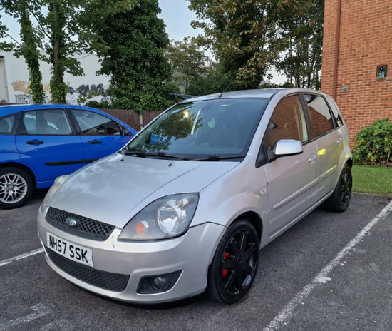 2008 Ford Fiesta, Android Touch Screenm, Petrol, Manual  4