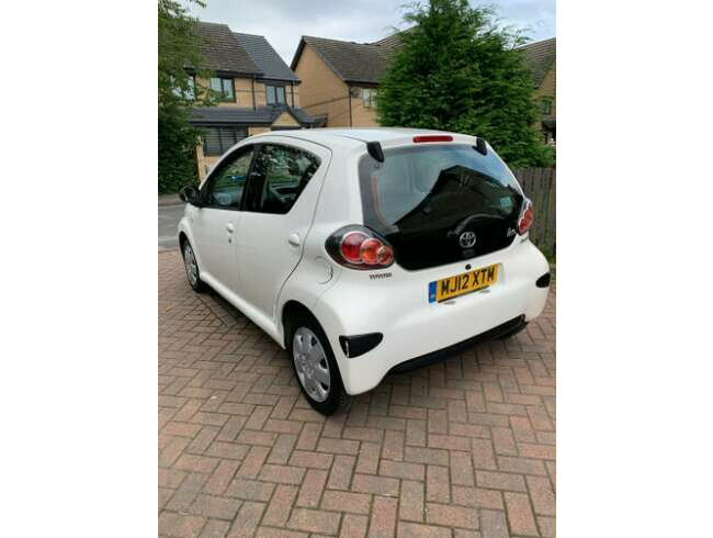 2012 Toyota Aygo 1.0 Free Road Tax Hpi Clear Bargain at £1995 thumb-112604