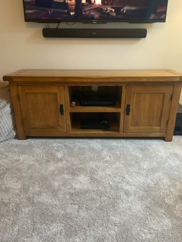 Oak Living Room Furniture, South Shields, Tyne and Wear, £400  2