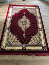 Large Red area rug 5 x 7’ thumb 2