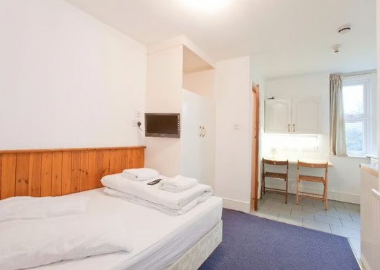 Studio Swiss Cottage Long Lets £1300 pcm and WIFI  4