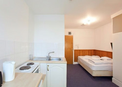 Studio Swiss Cottage Long Lets £1300 pcm and WIFI thumb 1