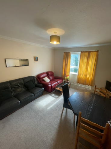 3-Bedroom Property near Aberdeen University - Only £1150 per Month!  0