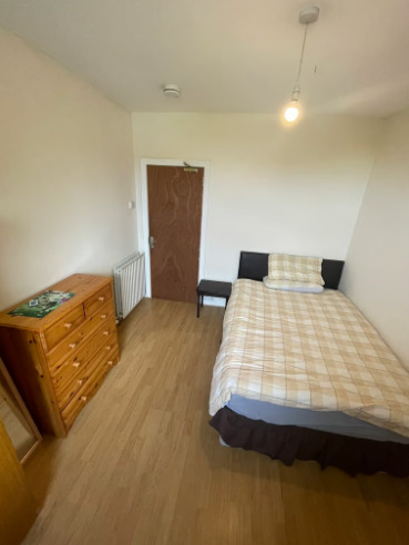 3-Bedroom Property near Aberdeen University - Only £1150 per Month!  7
