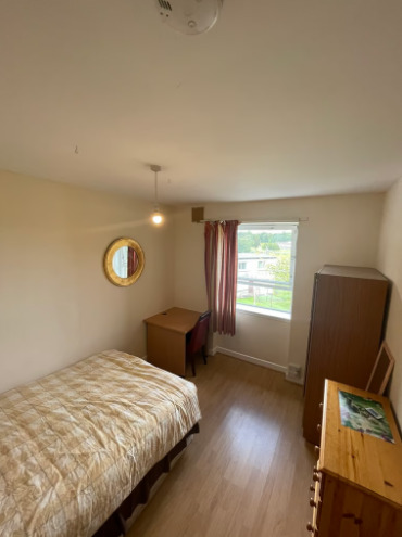 3-Bedroom Property near Aberdeen University - Only £1150 per Month!  8