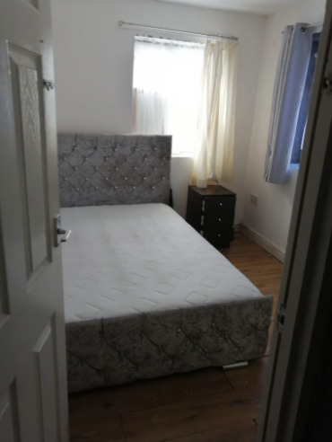 1 Bedroom Flat to Rent Ward End £600 Per Month  0