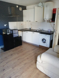 1 Bedroom Flat to Rent Ward End £600 Per Month thumb-113108