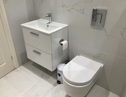 Modern Ground 1 Bed Flat Bath Shower Kitchen Separate Sitting Room