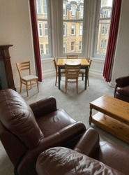 University / Tron Square, Spacious 2 Bedroomed Flat with D/g and Gas C/h thumb 1