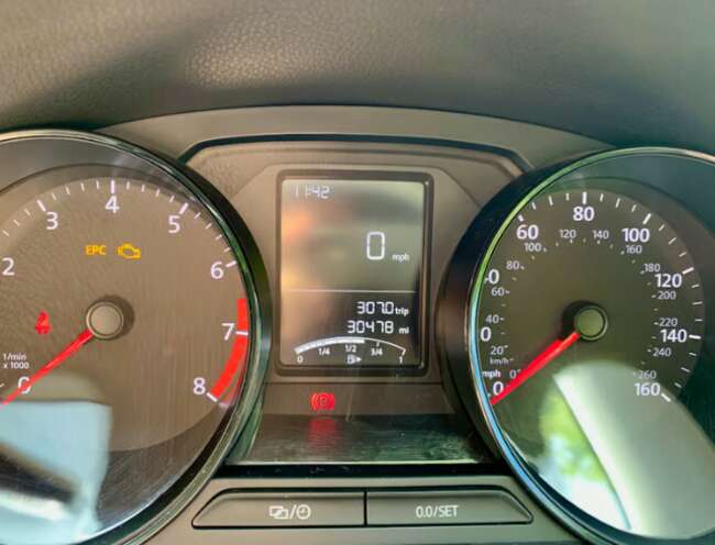 2016 VW Polo S AC – Low Mileage  7