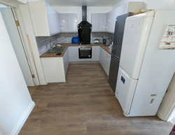 Brand New Refurbishment, Upmarket, Spacious 5 Ensuite Double Bedrooms, off Road Parking for 4 Cars thumb 10
