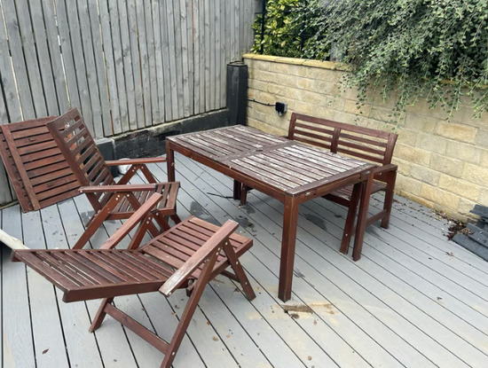 Garden Furniture - 8 person Patio Table and Chairs  1