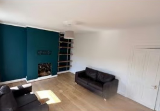 Stunning 2 Double Bedroom Split Level Flat Available to Rent in East Dulwich  4